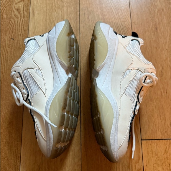 Amiri Bone Runner Off White/Black Sneakers - Picture 6 of 10